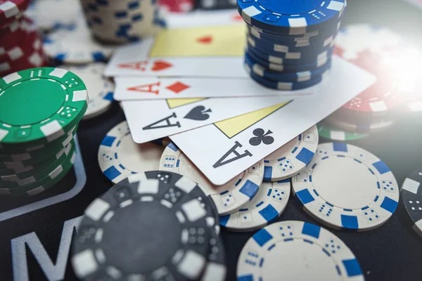 Antarmuka promosi dan bonus di platform thesimsresource